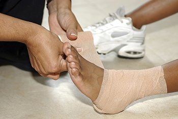 ankle sprain treatment in the Monmouth County, NJ: Little Silver (Long Branch, Tinton Falls, Asbury Park, Eatontown, Red Bank, Keansburg) and New York County, NY: New York, as well as Hudson County, NJ: Jersey City, Hoboken, Union City, West New York, Secaucus areas